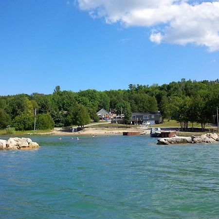 Bayshore Cottages Wiarton Exterior photo